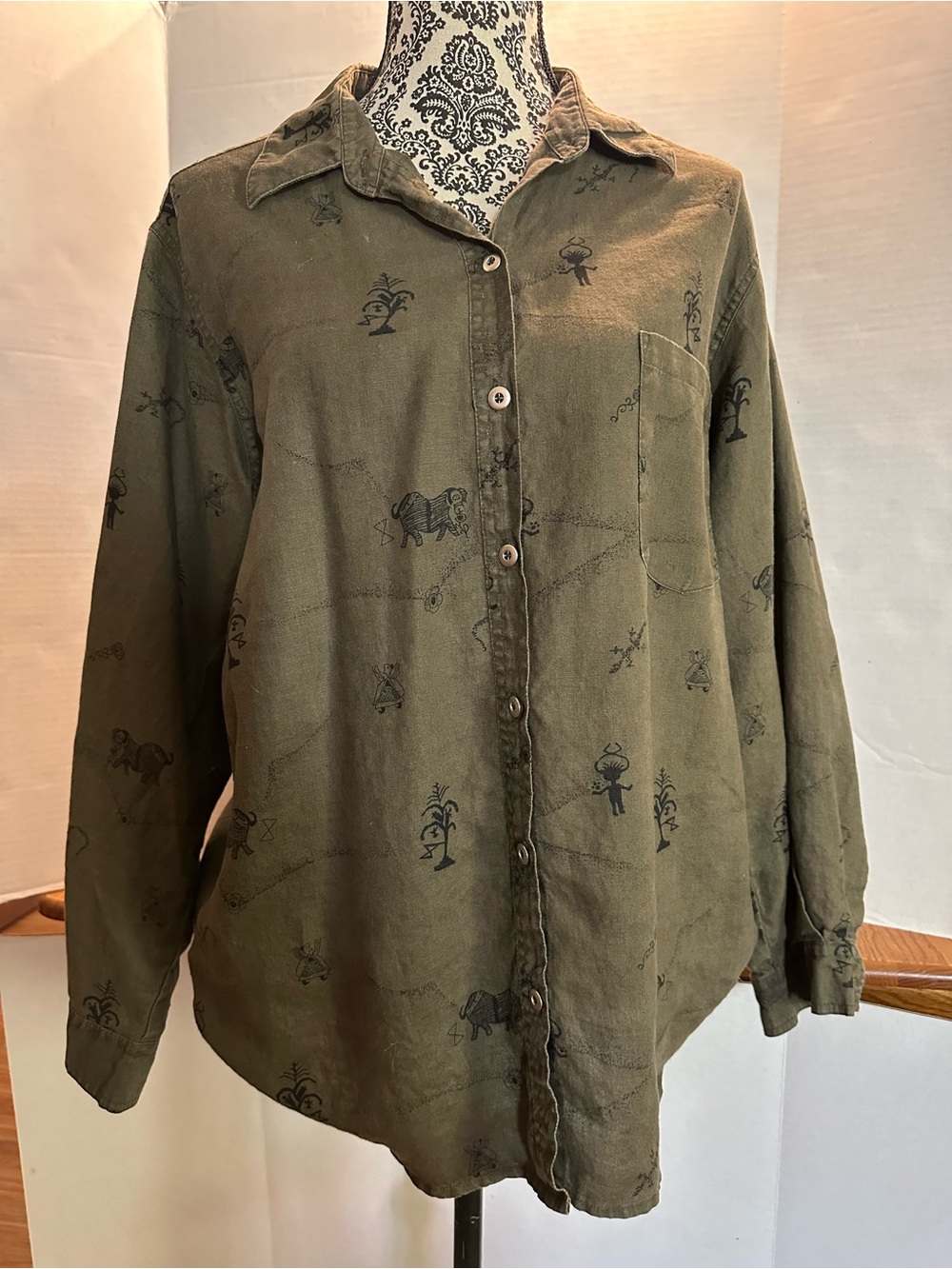 Chico's Olive Green Button-Up Shirt with Black Motif